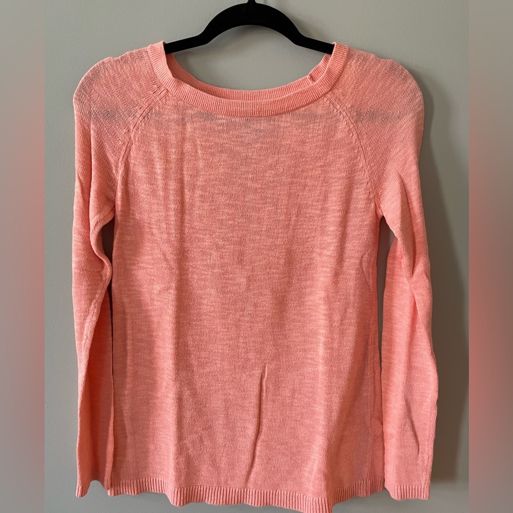 Size XS GAP Coral sweater
